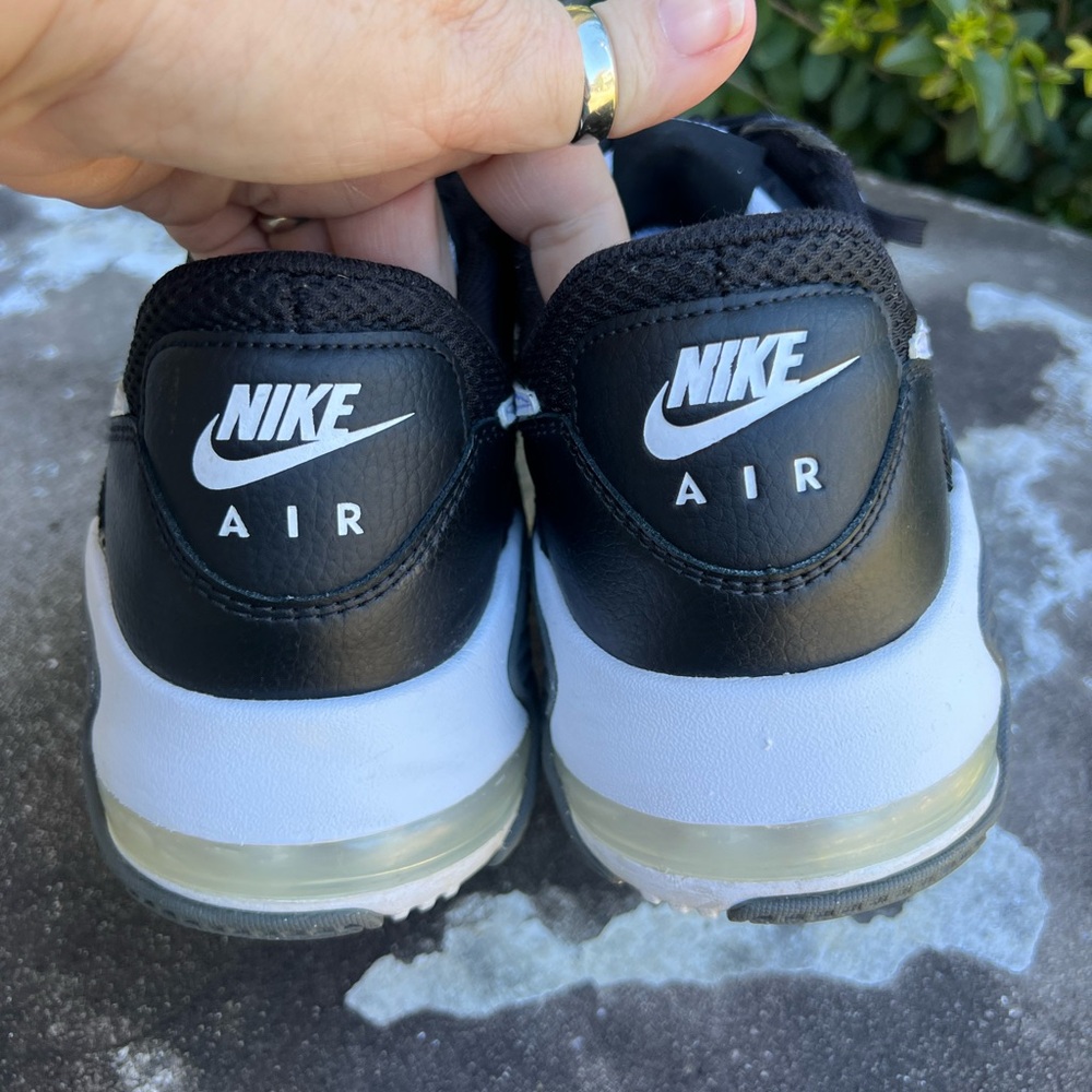 Nike Air Max Excee Womens Sneakers Black/White-Dark Grey Size 11 CD4165-001 - Picture 8 of 16